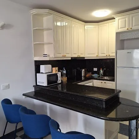 Parque Santiago I 222 By Tenerife & Sales * Playa de las Americas (Tenerife)